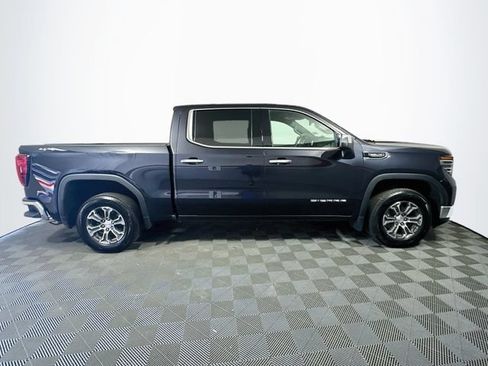 Used 2025 GMC Sierra 1500 SLT AWD/4WD image 9