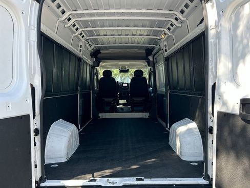 Used 2023 RAM ProMaster 2500 FWD image 34