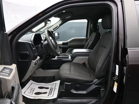 Used 2019 Ford F150 XL w/ Equipment Group 101A Mid AWD/4WD image 9