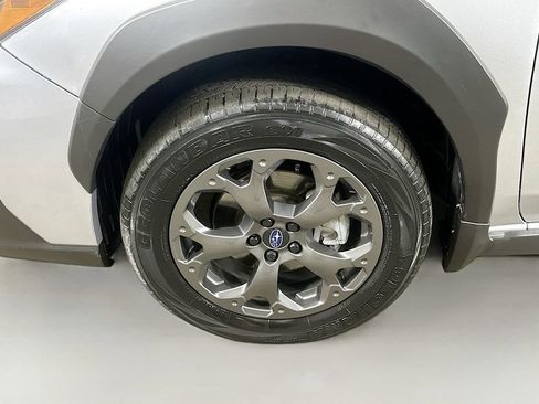 Used 2022 Subaru Crosstrek 2.5i Sport w/ Moonroof Package AWD/4WD image 8