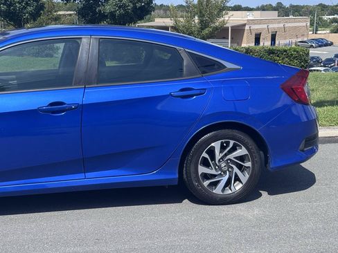 Used 2016 Honda Civic EX image 9