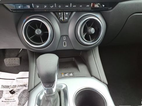 Used 2024 Chevrolet Blazer LT w/ Convenience Package FWD image 24