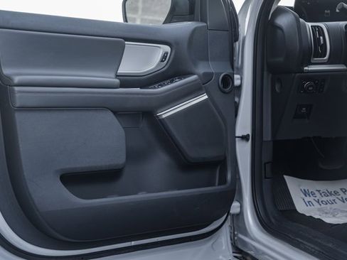 Certified 2025 Ford Expedition Active image 50