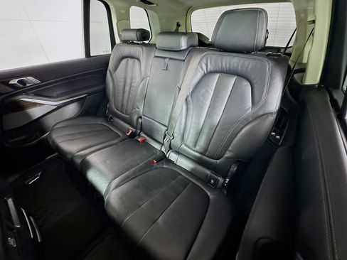 Used 2021 BMW X7 xDrive40i w/ Premium Package AWD/4WD image 24