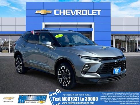 Certified 2023 Chevrolet Blazer RS AWD/4WD image 1