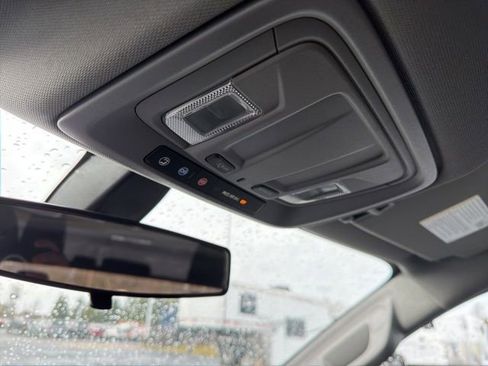 Used 2021 GMC Sierra 1500 SLE w/ Driver Alert Package I image 34