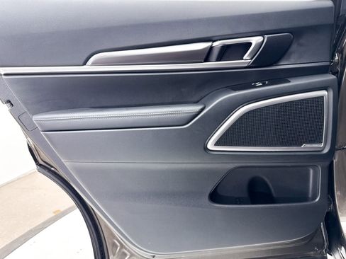 Certified 2025 Kia Telluride S image 34