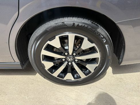 Used 2025 Honda Odyssey EX-L image 35