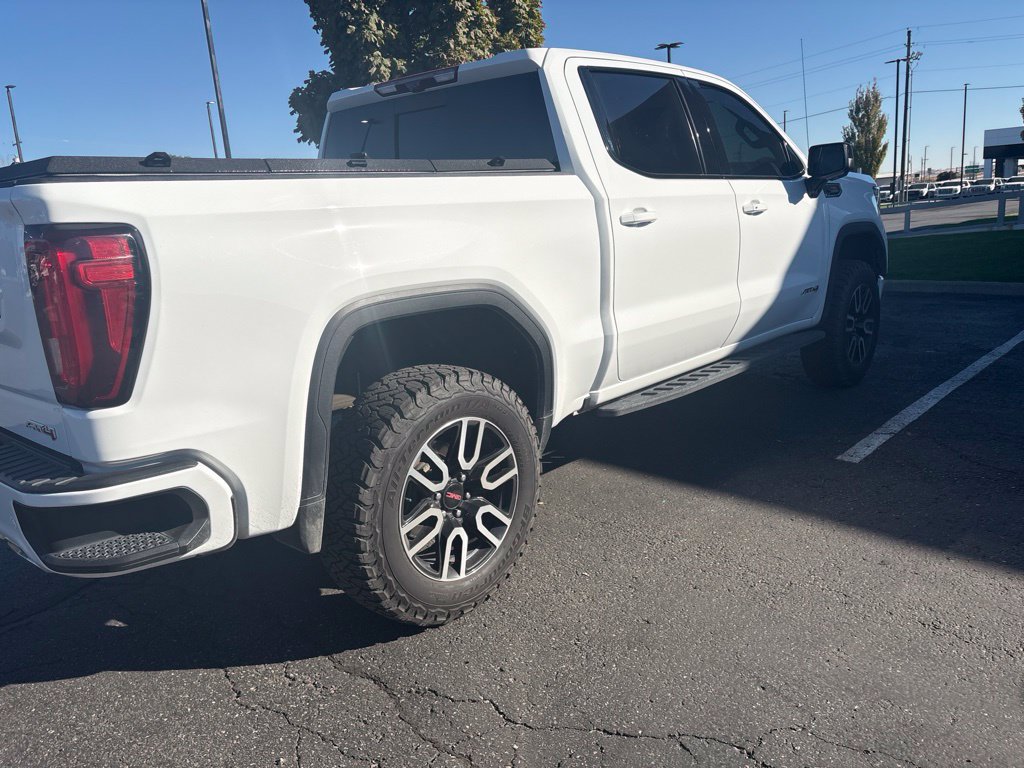 Used 2022 GMC Sierra 1500 AT4 w/ AT4 Premium Package AWD/4WD image 7