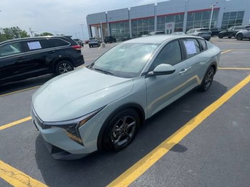 Used 2025 Kia K4 FWD image 6