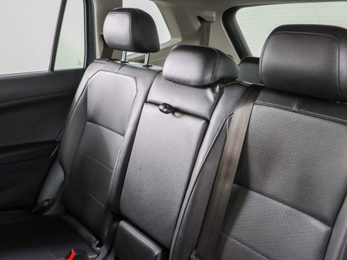 Used 2019 Volkswagen Tiguan SEL Premium R-Line image 24