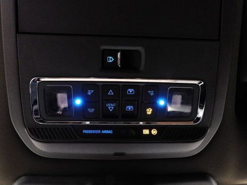 Used 2025 Ford F250 King Ranch w/ FX4 Off-Road Package image 34