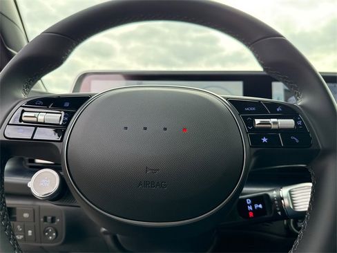 New 2025 Hyundai Ioniq 6 SE image 24