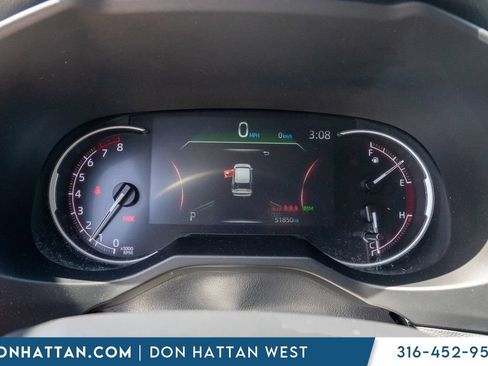 Used 2024 Toyota RAV4 XLE FWD image 6