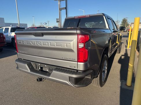 Used 2021 Chevrolet Silverado 1500 Custom AWD/4WD image 5