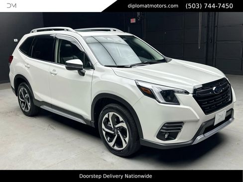 Used 2024 Subaru Forester Touring image 9