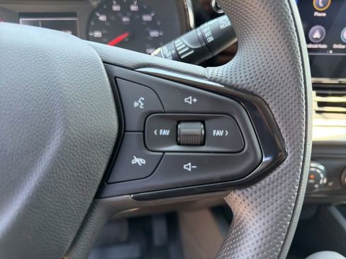 New 2026 Chevrolet Trax LS w/ LS Convenience Package FWD image 17