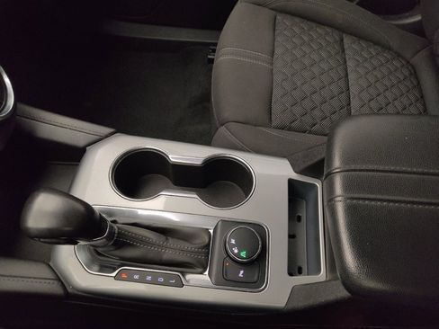 Used 2020 Chevrolet Blazer LT FWD image 26