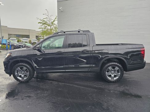 Used 2024 Honda Ridgeline TrailSport image 4