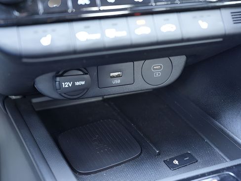 Certified 2024 Hyundai Elantra N FWD image 35
