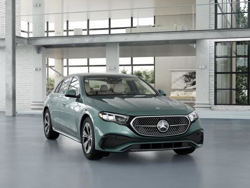 New 2026 Mercedes-Benz E 350 4MATIC Sedan image 9