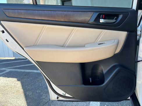 Used 2018 Subaru Outback 2.5i Limited w/ Popular Package #2 image 56
