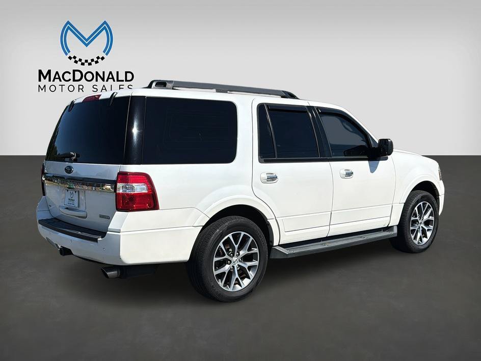 Used 2017 Ford Expedition XLT w/ Equipment Group 202A RWD image 5