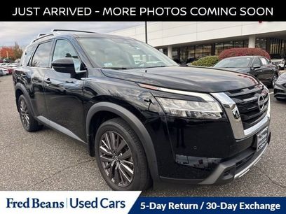 Certified 2023 Nissan Pathfinder SL w/ SL Premium Package