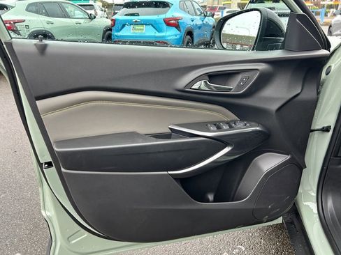 New 2026 Chevrolet Trax ACTIV w/ Sunroof Package image 22