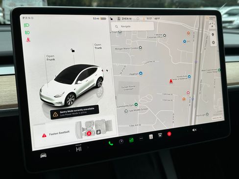 Used 2022 Tesla Model Y Long Range image 25