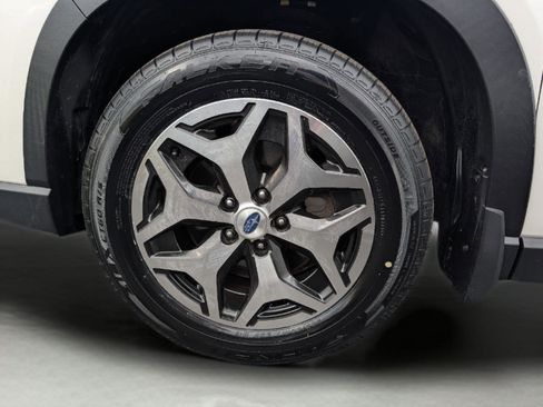 Used 2019 Subaru Forester Premium image 8