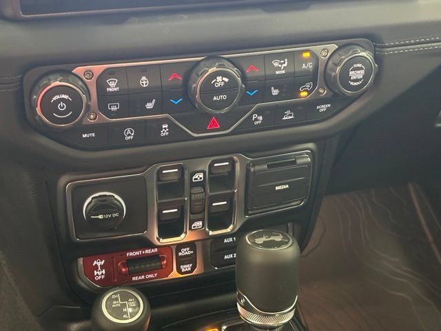 Used 2026 Jeep Wrangler Unlimited Rubicon AWD/4WD image 37