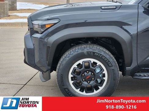 New 2026 Toyota 4Runner TRD Off-Road Premium image 6