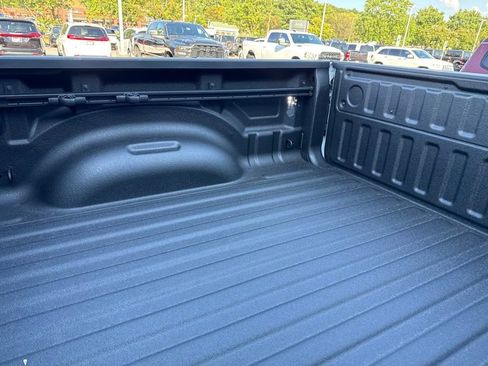 Used 2025 RAM 1500 Big Horn AWD/4WD image 26