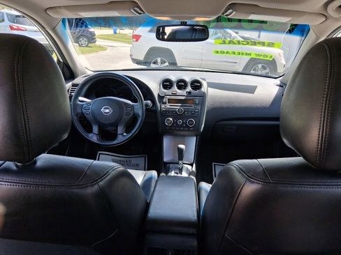 Used 2011 Nissan Altima 2.5 SL w/ 2.5SL Pkg image 8