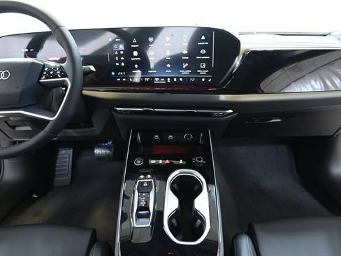 Used 2026 Audi A6 Premium Plus AWD/4WD image 2