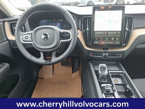 New 2026 Volvo XC60 B5 Plus w/ Protection Package Premier image 9