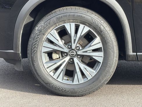 Used 2023 Nissan Rogue SV image 25