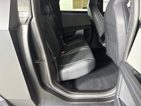 Used 2024 Tesla Cybertruck AWD Crew Cab image 15