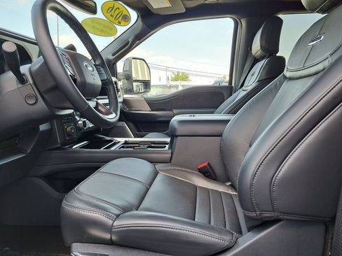 Used 2026 Ford F250 Platinum AWD/4WD image 12