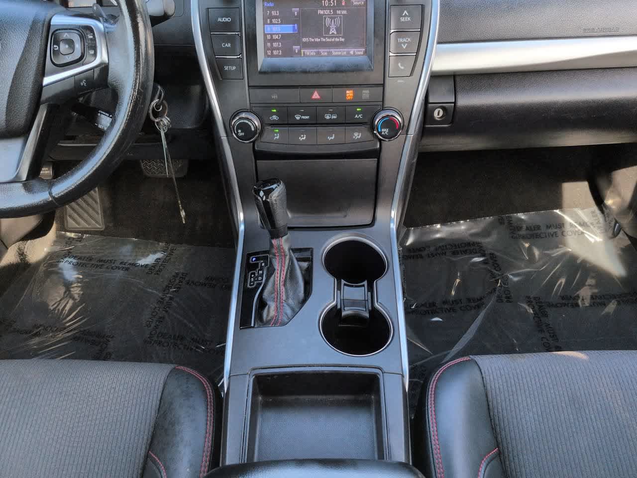 Used 2017 Toyota Camry SE FWD image 18