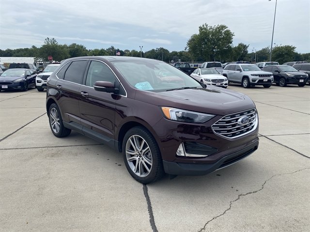 Used 2023 Ford Edge Titanium AWD/4WD image 1