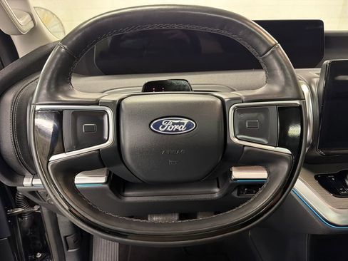 Certified 2025 Ford Expedition Max Platinum AWD/4WD image 19