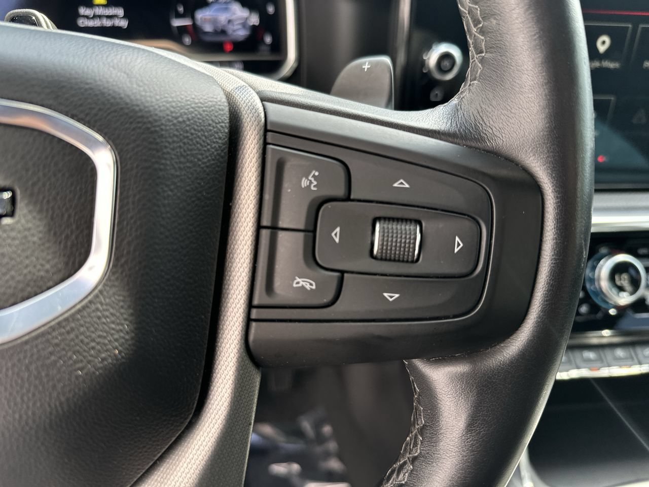 Used 2024 GMC Sierra 1500 Denali AWD/4WD image 8