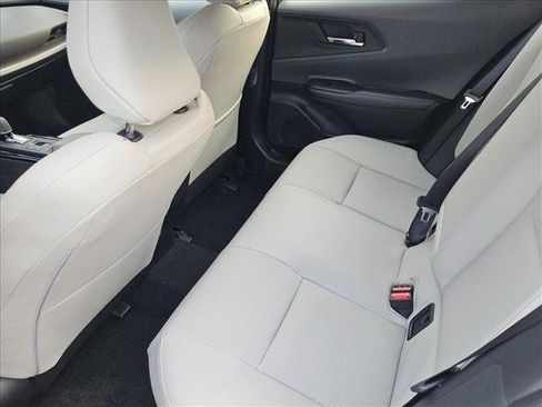 Used 2024 Toyota Prius Limited FWD image 17