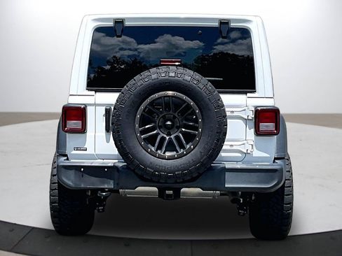 Used 2022 Jeep Wrangler Unlimited Sport w/ Sun And Sound Package AWD/4WD image 7