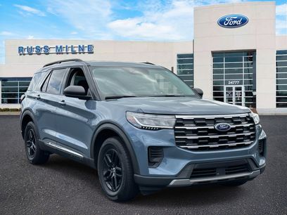 Used 2025 Ford Explorer Active