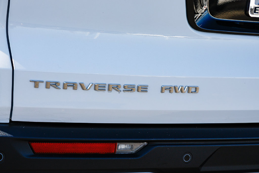 Used 2026 Chevrolet Traverse LT AWD/4WD image 17