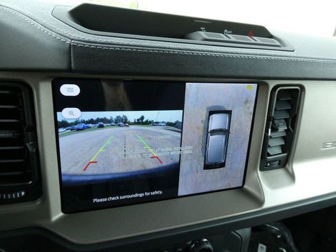 New 2026 Ford Bronco Outer Banks AWD/4WD image 24