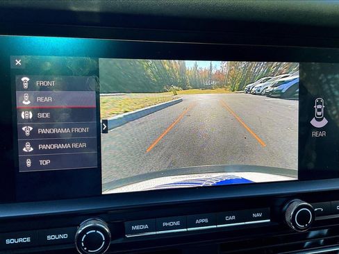 Used 2021 Porsche Macan S image 23